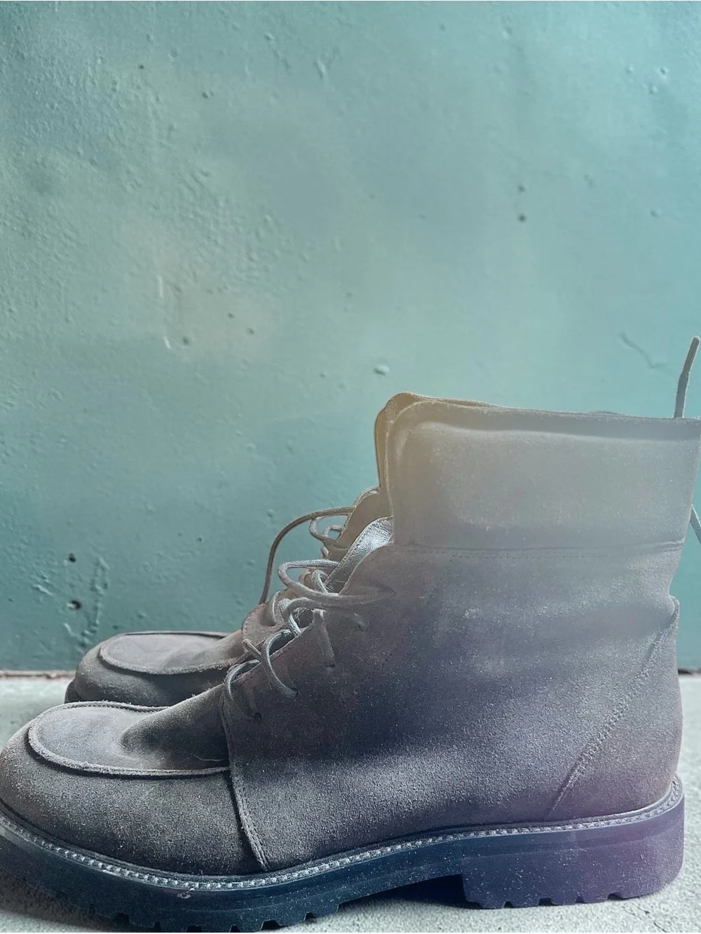 Scarosso Unisex Charcoal Gray Suede Chukka Boots -